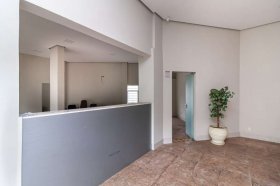 Loja com 113m² no bairro Petrópolis em Porto Alegre para Alugar