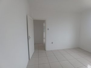 Apartamento com 35m², 1 dormitório no bairro Centro Histórico em Porto Alegre para Alugar
