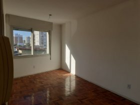 Apartamento com 42m², 1 dormitório no bairro Cristo Redentor em Porto Alegre para Alugar