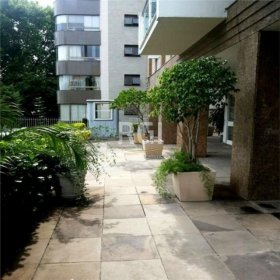 Apartamento com 115m², 1 dormitório no bairro Higienópolis em Porto Alegre para Alugar