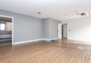 Loja com 650m² no bairro Floresta em Porto Alegre para Alugar