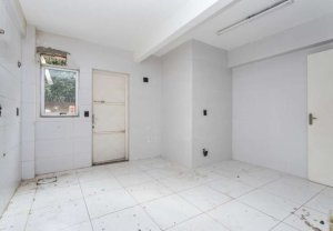 Loja com 650m² no bairro Floresta em Porto Alegre para Alugar