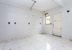 Loja com 650m² no bairro Floresta em Porto Alegre para Alugar