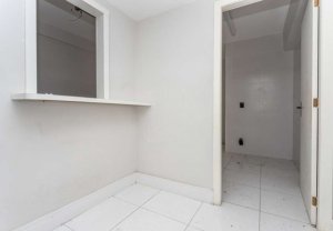 Loja com 650m² no bairro Floresta em Porto Alegre para Alugar