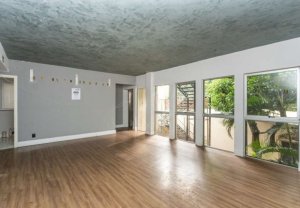 Loja com 650m² no bairro Floresta em Porto Alegre para Alugar