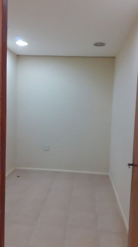 Salas/Conjuntos com 210m² no bairro Navegantes em Porto Alegre para Alugar