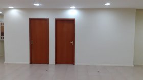 Salas/Conjuntos com 210m² no bairro Navegantes em Porto Alegre para Alugar