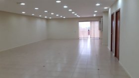 Salas/Conjuntos com 210m² no bairro Navegantes em Porto Alegre para Alugar