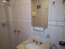 Apartamento com 80m², 1 dormitório no bairro Higienópolis em Porto Alegre para Alugar