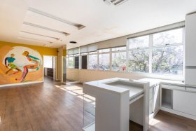 Loja com 156m² no bairro Petrópolis em Porto Alegre para Alugar