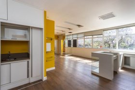 Loja com 156m² no bairro Petrópolis em Porto Alegre para Alugar