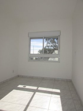 Apartamento com 49m², 2 dormitórios no bairro Jardim Leopoldina em Porto Alegre para Alugar