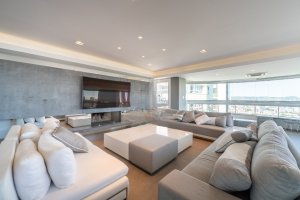 Apartamento com 220m², 3 dormitórios no bairro Bela Vista em Porto Alegre para Alugar