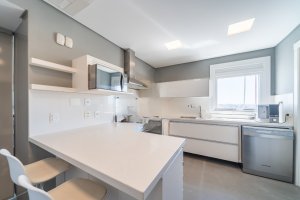 Apartamento com 220m², 3 dormitórios no bairro Bela Vista em Porto Alegre para Alugar