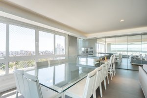 Apartamento com 220m², 3 dormitórios no bairro Bela Vista em Porto Alegre para Alugar