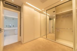 Apartamento com 220m², 3 dormitórios no bairro Bela Vista em Porto Alegre para Alugar