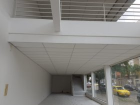 Loja com 243m² no bairro Cristo Redentor em Porto Alegre para Alugar