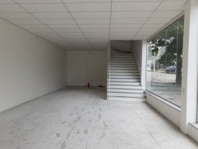 Loja com 243m² no bairro Cristo Redentor em Porto Alegre para Alugar