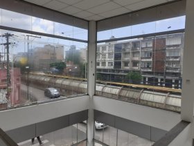 Loja com 243m² no bairro Cristo Redentor em Porto Alegre para Alugar