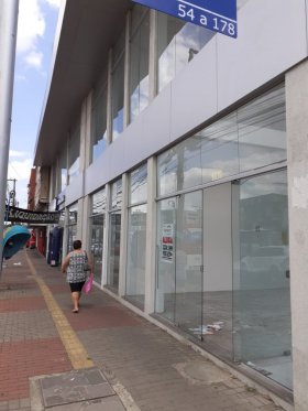 Loja com 243m² no bairro Cristo Redentor em Porto Alegre para Alugar