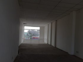 Loja com 243m² no bairro Cristo Redentor em Porto Alegre para Alugar