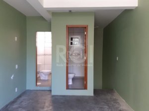 Loja com 56m² no bairro Floresta em Porto Alegre para Alugar