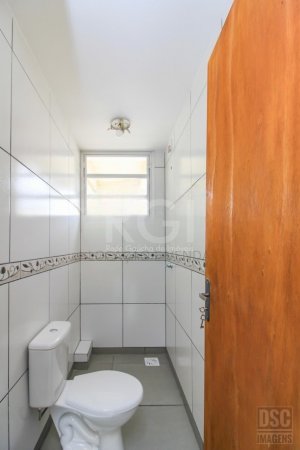 Loja com 56m² no bairro Floresta em Porto Alegre para Alugar