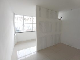 Salas/Conjuntos com 400m² no bairro Azenha em Porto Alegre para Alugar