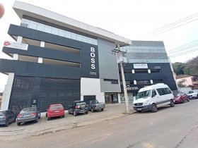 Salas/Conjuntos com 400m² no bairro Azenha em Porto Alegre para Alugar