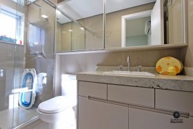 Apartamento com 77m², 2 dormitórios no bairro Petrópolis em Porto Alegre para Alugar