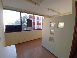Conjunto/Sala com 62m² no bairro Moinhos de Vento em Porto Alegre para Alugar