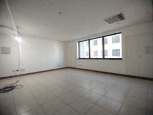Conjunto/Sala com 40m² no bairro Moinhos de Vento em Porto Alegre para Alugar