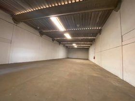 Galpão com 540m² no bairro Sarandi em Porto Alegre para Alugar