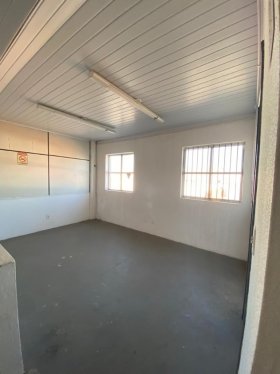 Galpão com 540m² no bairro Sarandi em Porto Alegre para Alugar