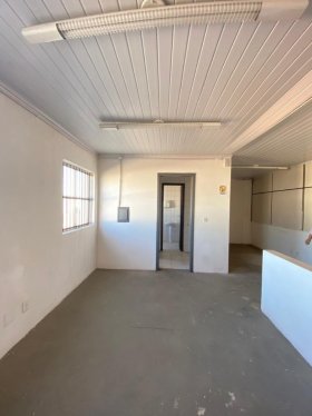 Galpão com 540m² no bairro Sarandi em Porto Alegre para Alugar