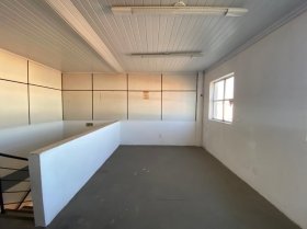 Galpão com 540m² no bairro Sarandi em Porto Alegre para Alugar