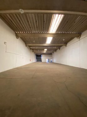 Galpão com 540m² no bairro Sarandi em Porto Alegre para Alugar