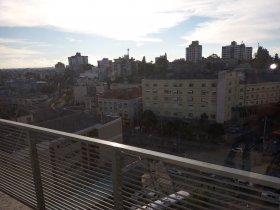 Salas/Conjuntos com 30m² no bairro Cristo Redentor em Porto Alegre para Alugar