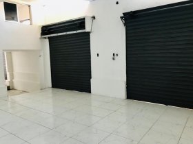 Loja com 120m² no bairro Floresta em Porto Alegre para Alugar