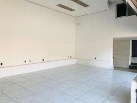 Loja com 120m² no bairro Floresta em Porto Alegre para Alugar