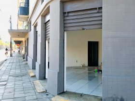 Loja com 120m² no bairro Floresta em Porto Alegre para Alugar