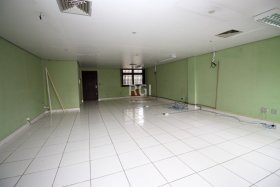 Salas/Conjuntos com 70m² no bairro Petrópolis em Porto Alegre para Alugar