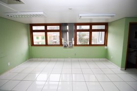 Salas/Conjuntos com 70m² no bairro Petrópolis em Porto Alegre para Alugar