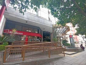 Conjunto/Sala com 40m² no bairro Auxiliadora em Porto Alegre para Alugar