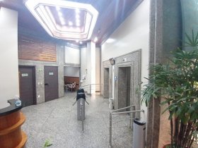 Conjunto/Sala com 40m² no bairro Auxiliadora em Porto Alegre para Alugar