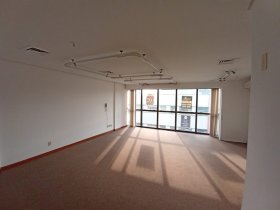 Conjunto/Sala com 40m² no bairro Auxiliadora em Porto Alegre para Alugar