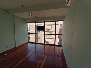 Salas/Conjuntos com 40m² no bairro Auxiliadora em Porto Alegre para Alugar