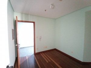 Salas/Conjuntos com 40m² no bairro Auxiliadora em Porto Alegre para Alugar