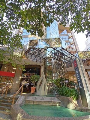 Salas/Conjuntos com 40m² no bairro Auxiliadora em Porto Alegre para Alugar