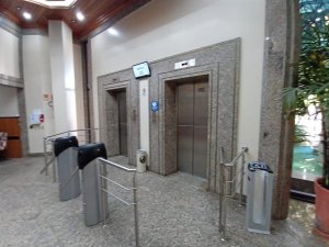 Salas/Conjuntos com 40m² no bairro Auxiliadora em Porto Alegre para Alugar